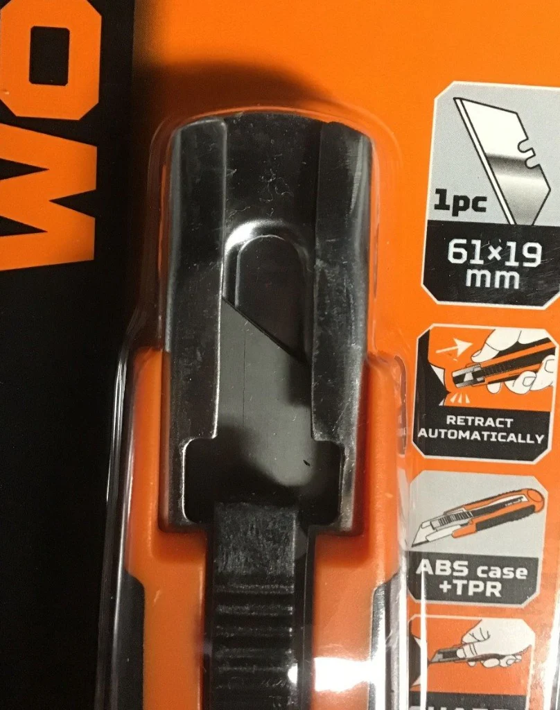 Wokin Auto Retracting Trimming Knife - Image 3