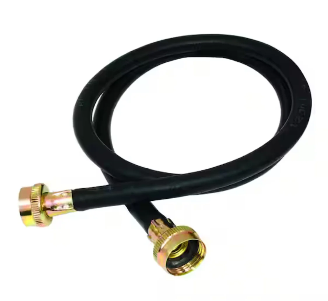 EVERBILT -6' WASHING MACHINE HOSE Damaged