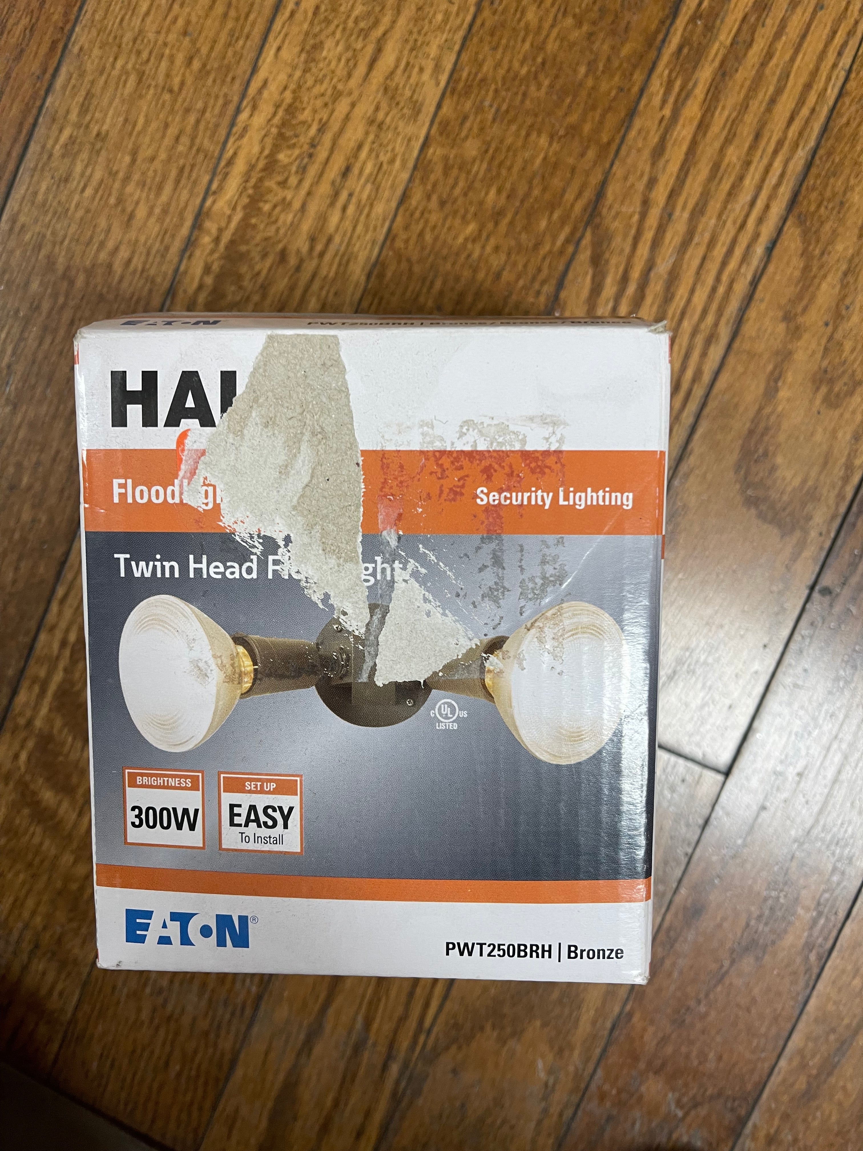 Halo Twin Head Floodlight Damaged Box - Image 3