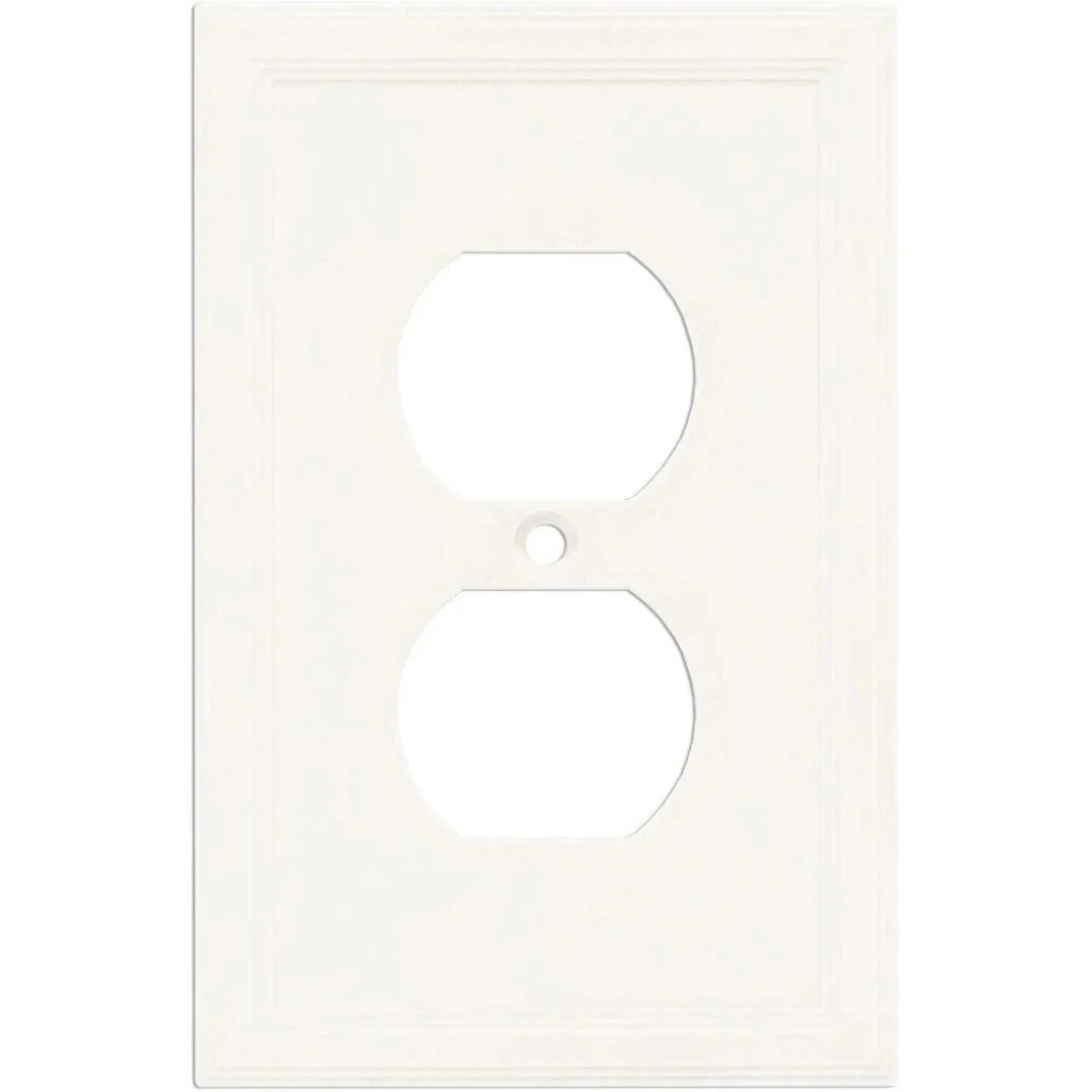 Hampton Bay 1 Gang Duplex Wall Plate Bright White Damaged Box