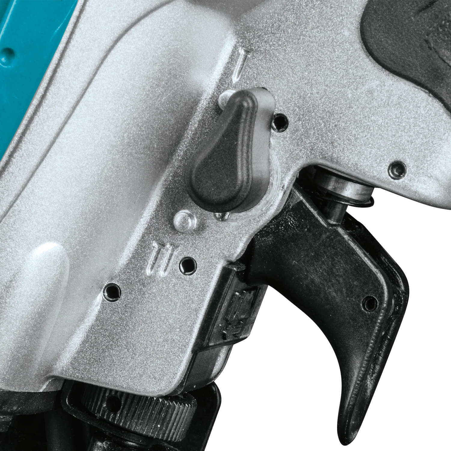 Makita 1 3/4 Inch Coil Roofing Nailer Reconditioned - Image 9