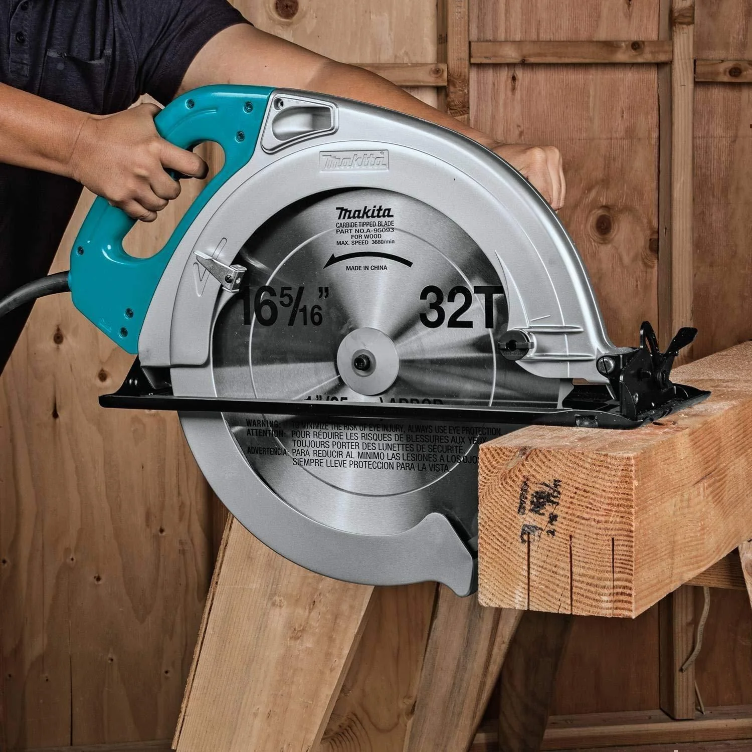 Makita 16 5/16 Inch Circular Saw Factory Serviced - Image 2