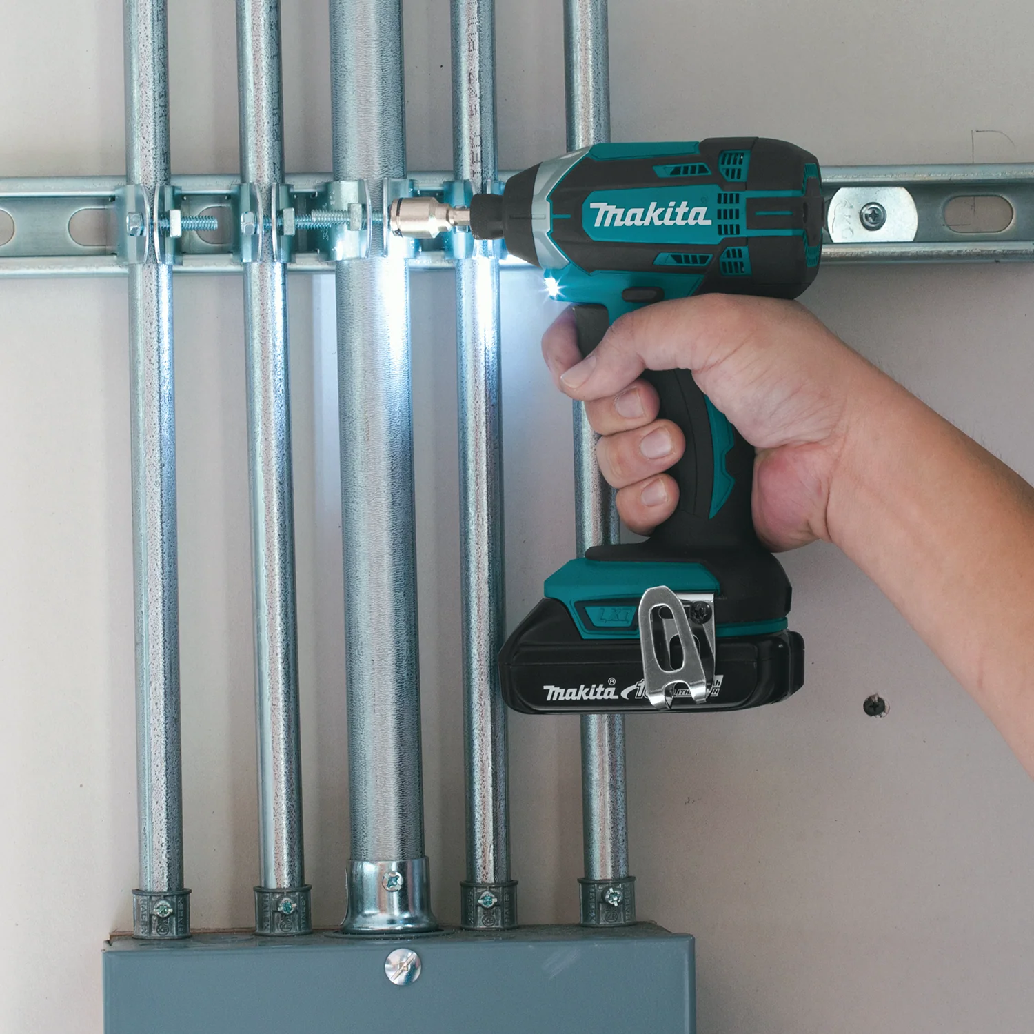 Makita 18 Volt LXT Lithium Ion Compact Cordless 2 Piece Combo Kit Factory Serviced OUT OF STOCK 8-25-23 - Image 7