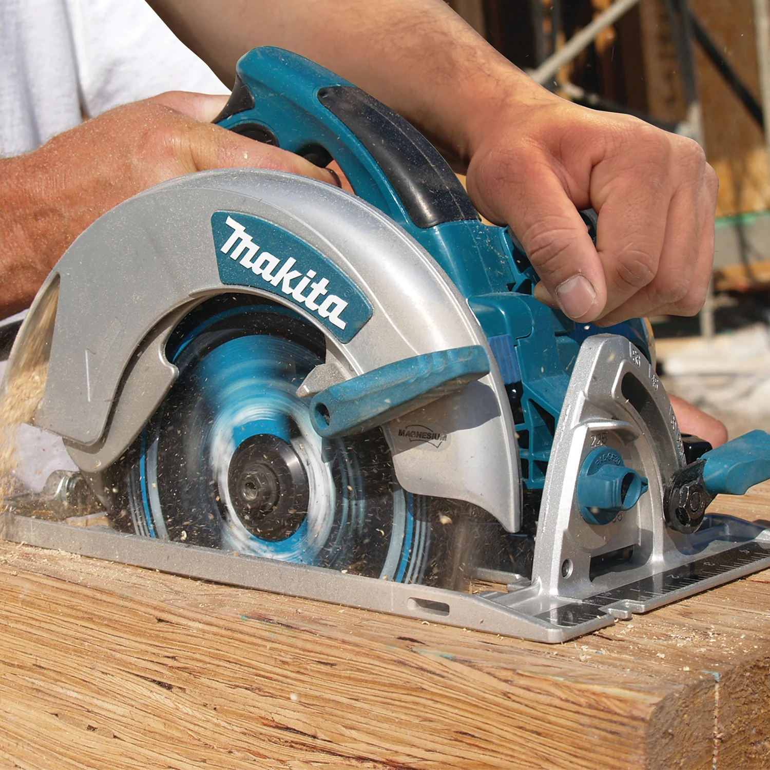 Makita Magnesium 7 1/4 Inch Circular Saw Recondtioned - Image 5