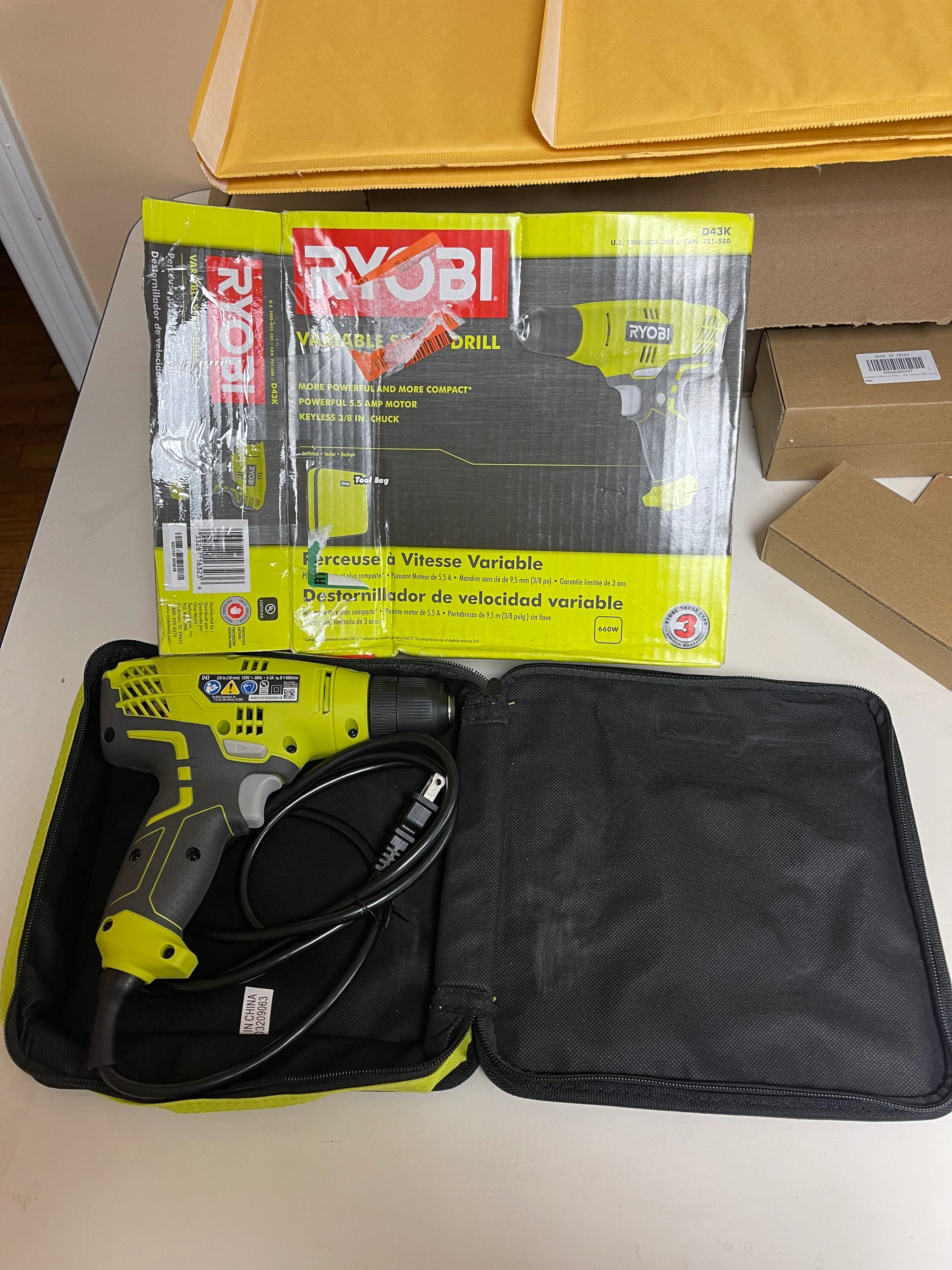 Ryobi 5.5 Amp Corded 3/8in. Variable Speed Compact Drill/Driver With Bag Damaged Box - Image 5