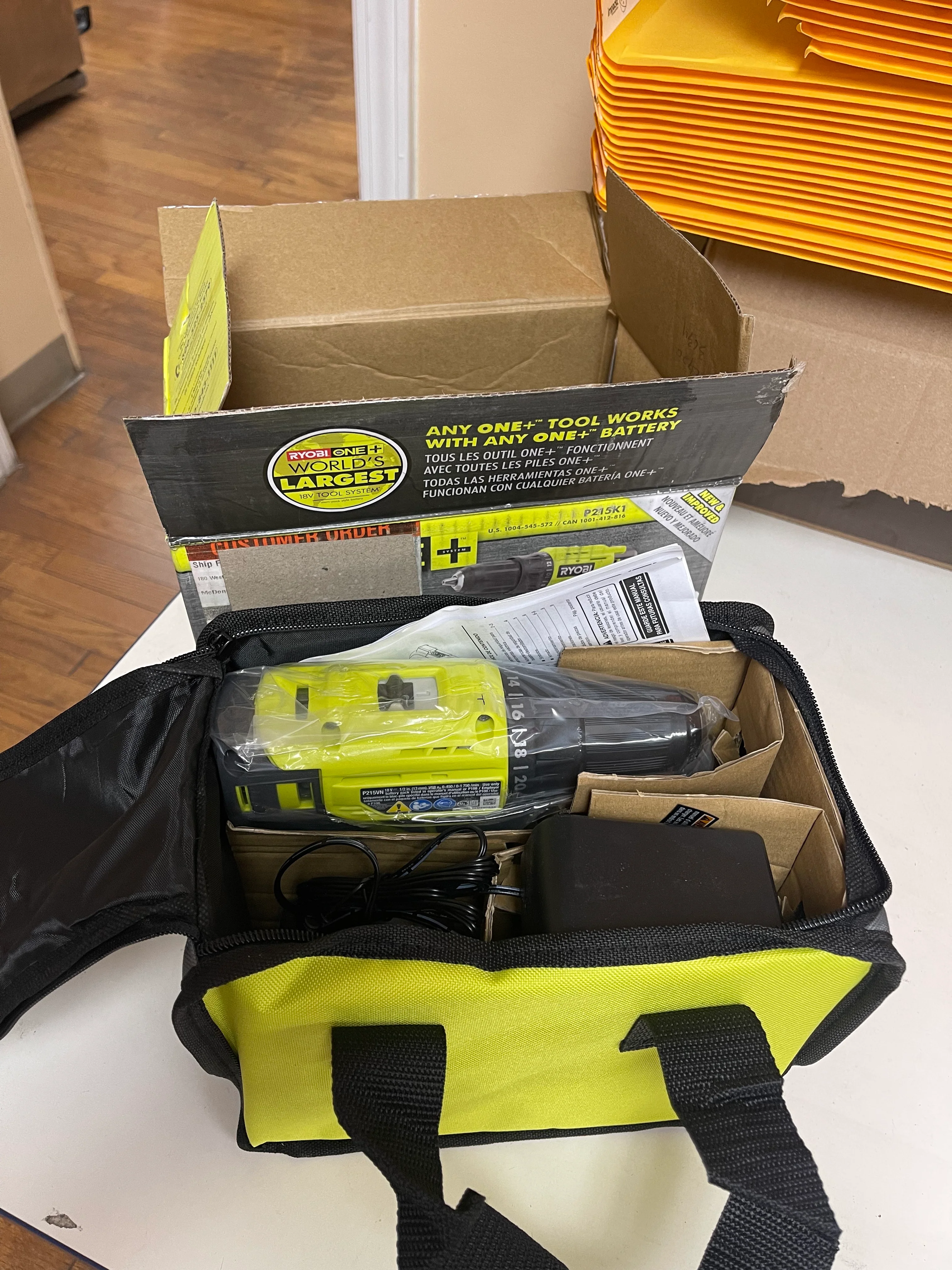 Ryobi One Plus 18V 2 Speed 1/2in Drill/Driver Kit With 2 Batteries Damaged Box - Image 3