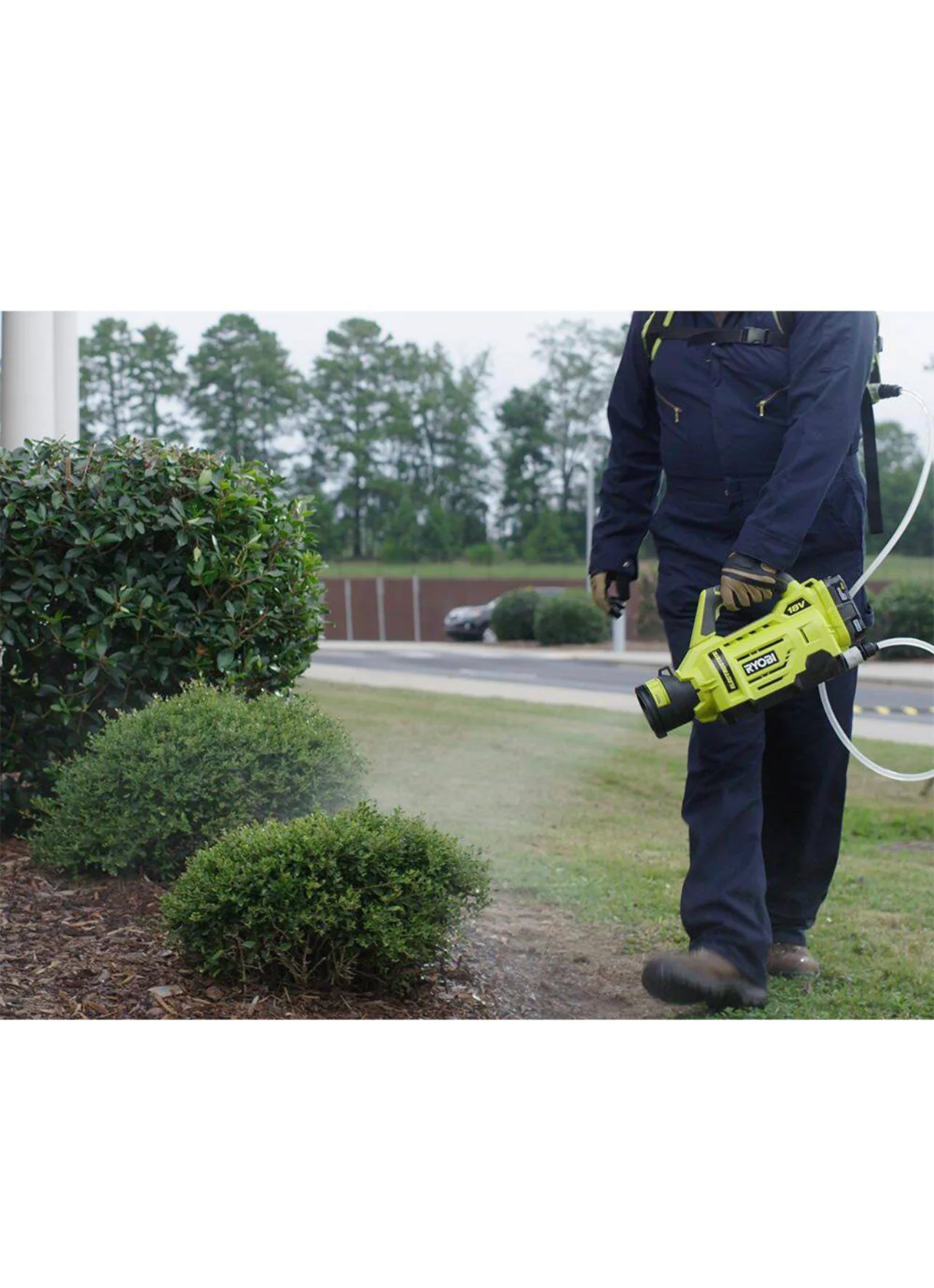 Ryobi One Plus 18V Cordless Electrostatic 1 Gal. Sprayer Kit with (2) 2.0 Ah Batteries and (1) Charger Damaged Box - Image 6