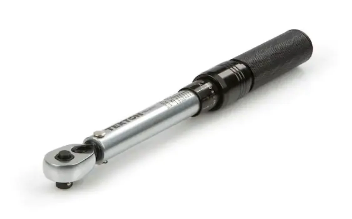 TEKTON 1/4 in. Drive Dual-Direction Click Torque Wrench (10-150 in./lb.)