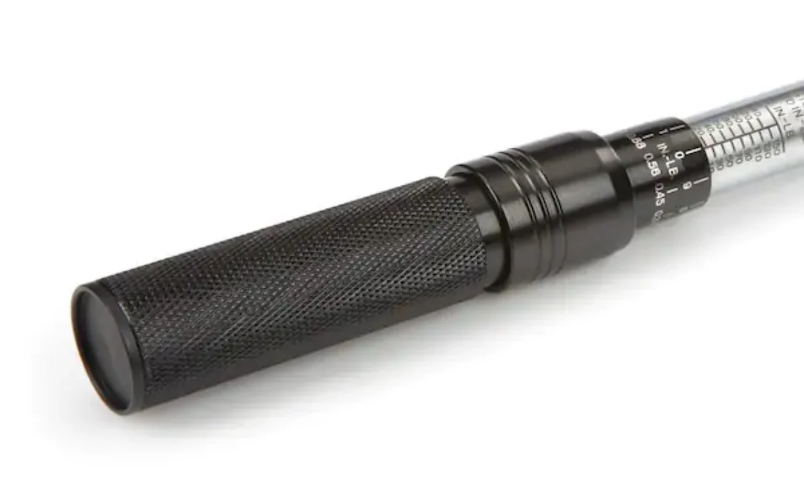 TEKTON 1/4 in. Drive Dual-Direction Click Torque Wrench (10-150 in./lb.) - Image 9