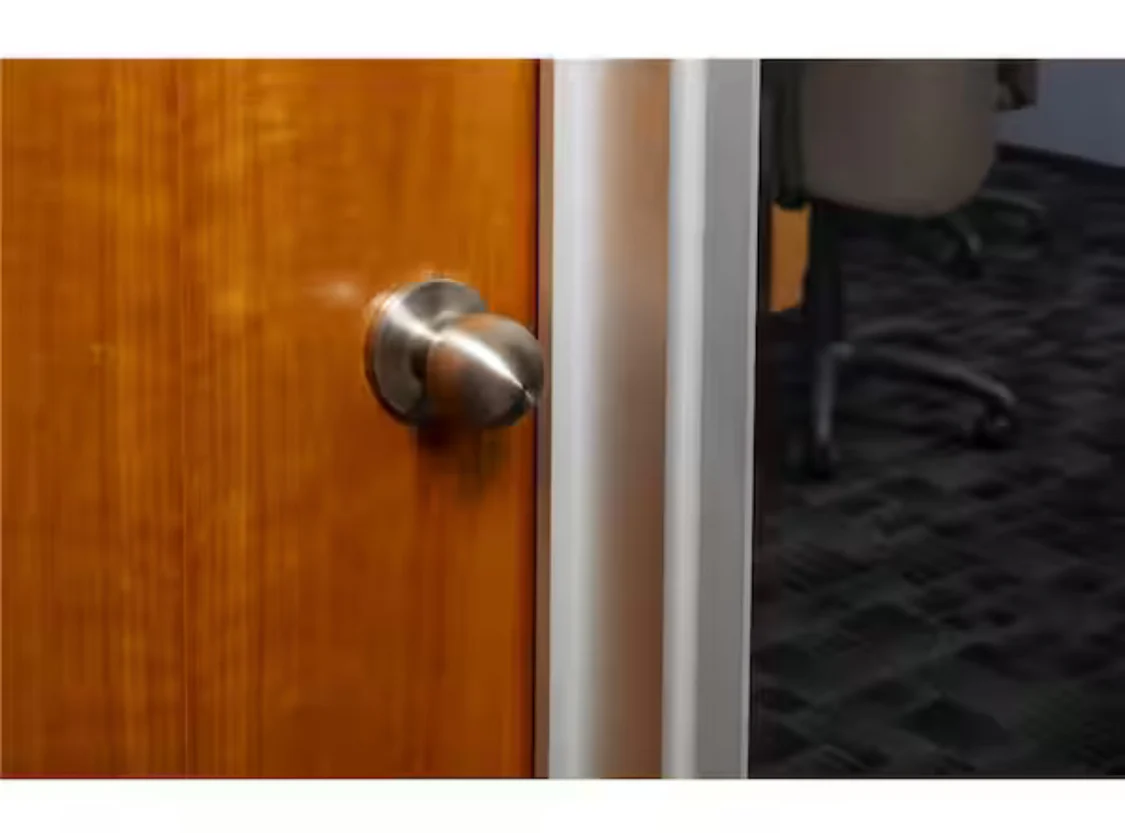 Universal Hardware Light Duty Commercial Passage (Hall/Closet) Knob, UL 3-Hr Fire ANSI Grade 2, Satin Chrome Finish - Image 3