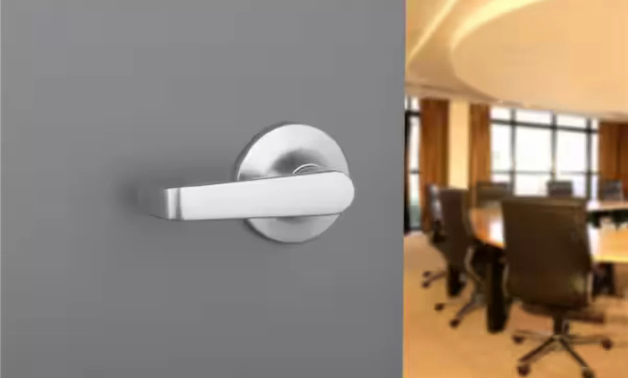 Universal Hardware Light Duty Commercial Passage (hall/closet) Lever ADA UL 3-Hr Fire ANSI Grade 2, Satin Chrome Finish Damaged Box - Image 3